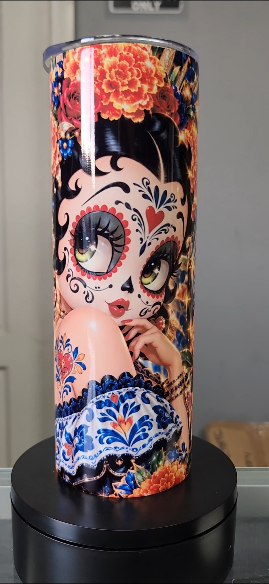 Betty Catrina blue