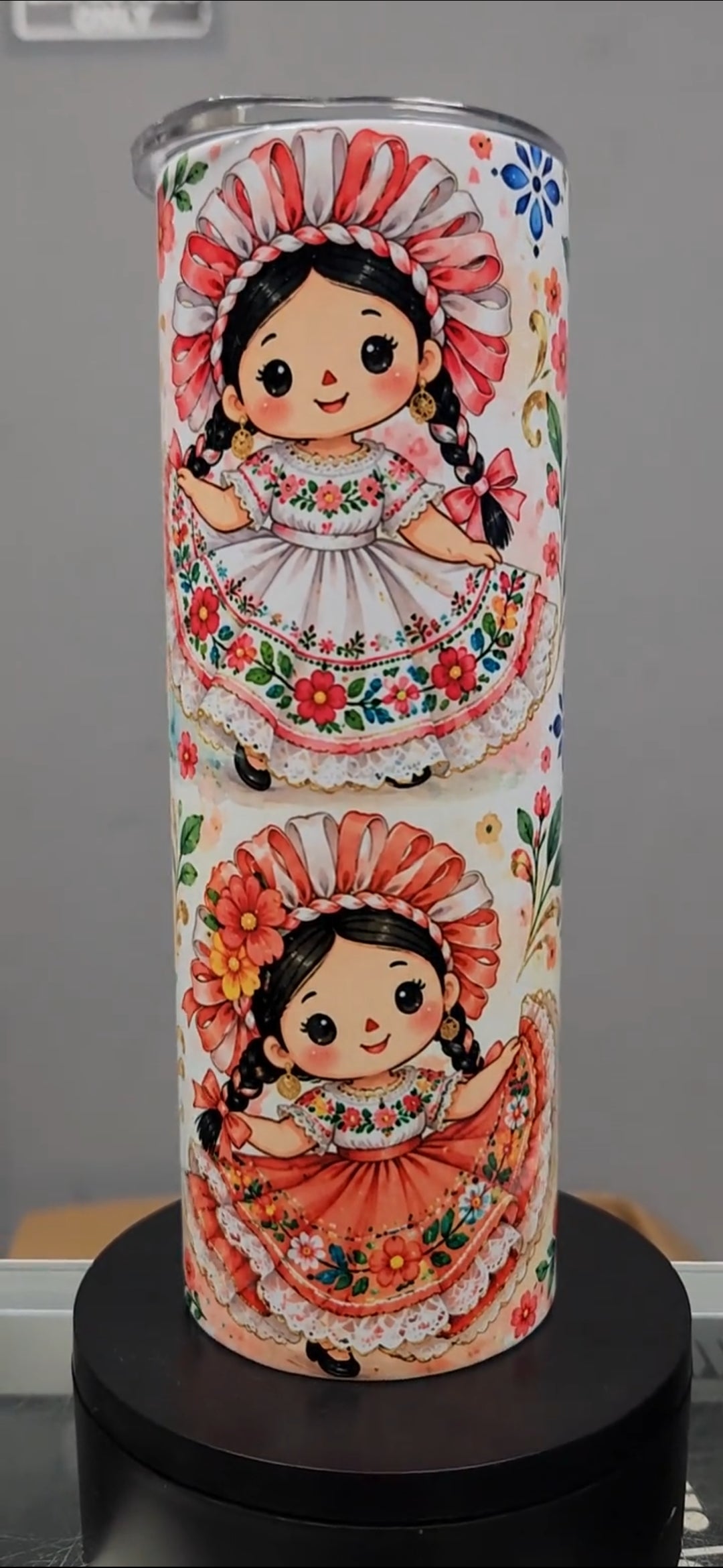 Monas Folklorico