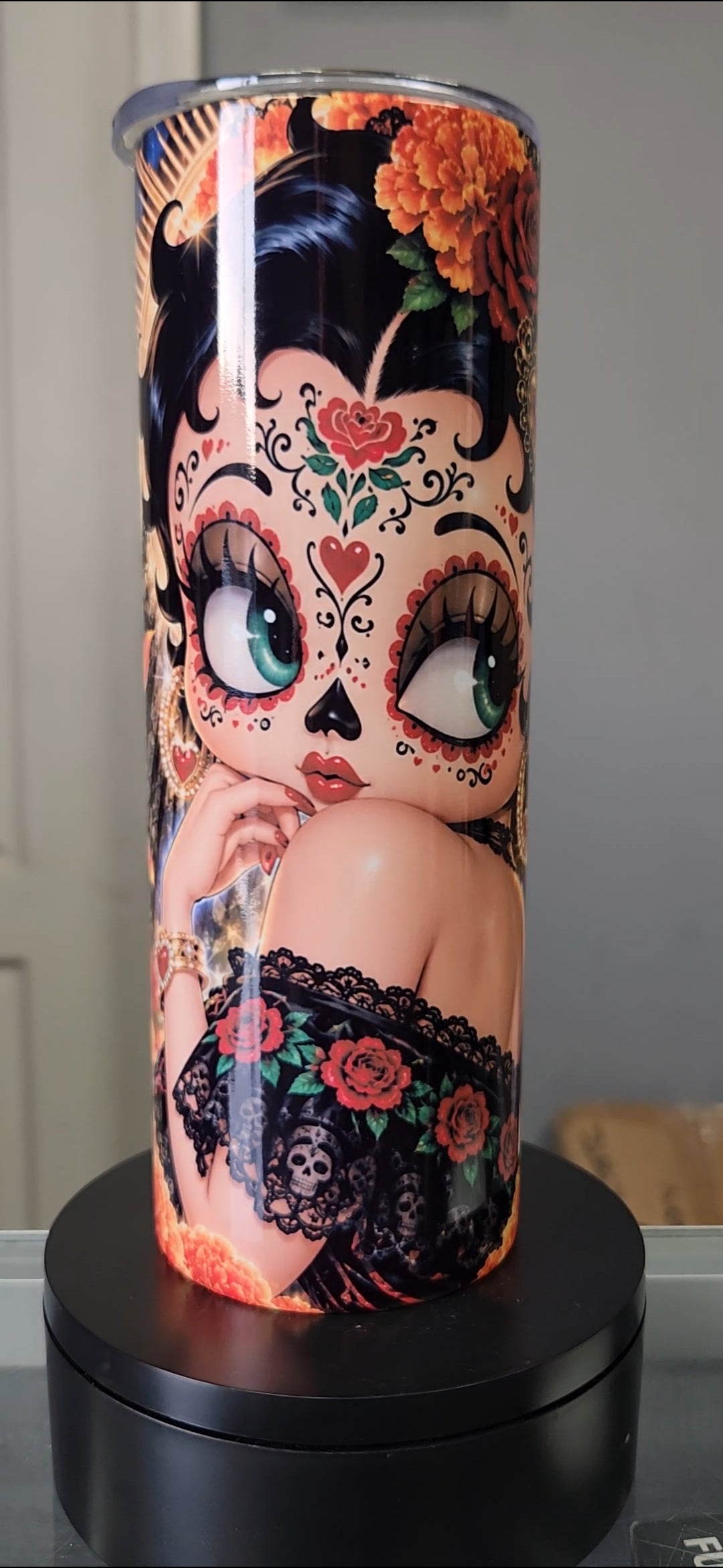 Betty Catrina black